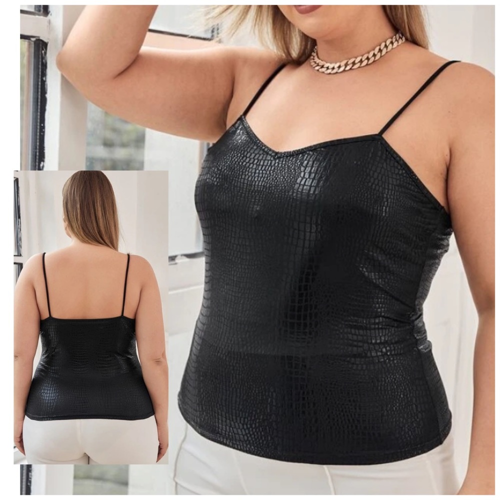 Plus Size Crocodile Embossed Print Top, Size 2X